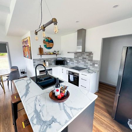Luxury Holiday Unit 8Min Walk To Town Center With Boat Parking Маллакута Экстерьер фото