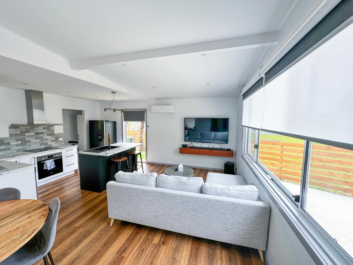Luxury Holiday Unit 8Min Walk To Town Center With Boat Parking Маллакута Экстерьер фото